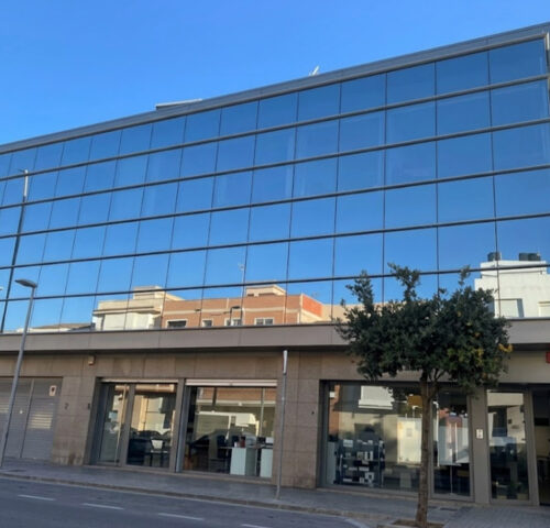 Oficina de obra nueva en alquiler cerca de Valencia